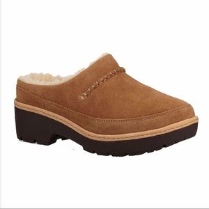 UGG LYNWOOD CLOGS - SIZE 5.5 - NEW IN BOX - NIB - Color: CHESTNUT